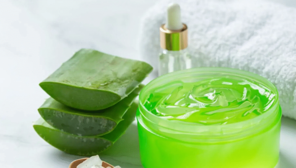 Korean Glass Glow: एलोवेरा से पाएं घर बैठे पार्लर जैसा ग्लो